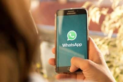 WhatsApp: Log in with email, make it easier!