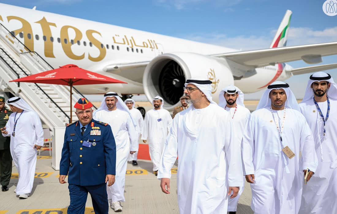Crown-Prince-of-Abu-Dhabi-visits-the-Dubai-Airshow