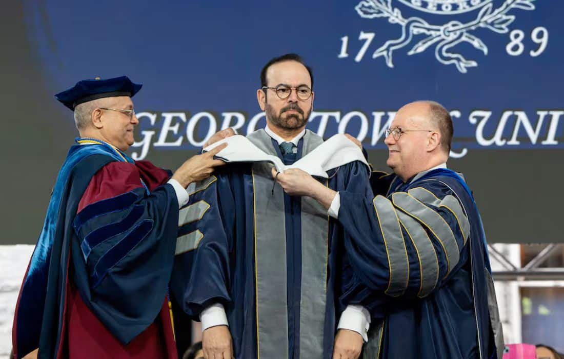 UAE's Mohammed Al Gergawi receives honorary doctorate from Georgetown University