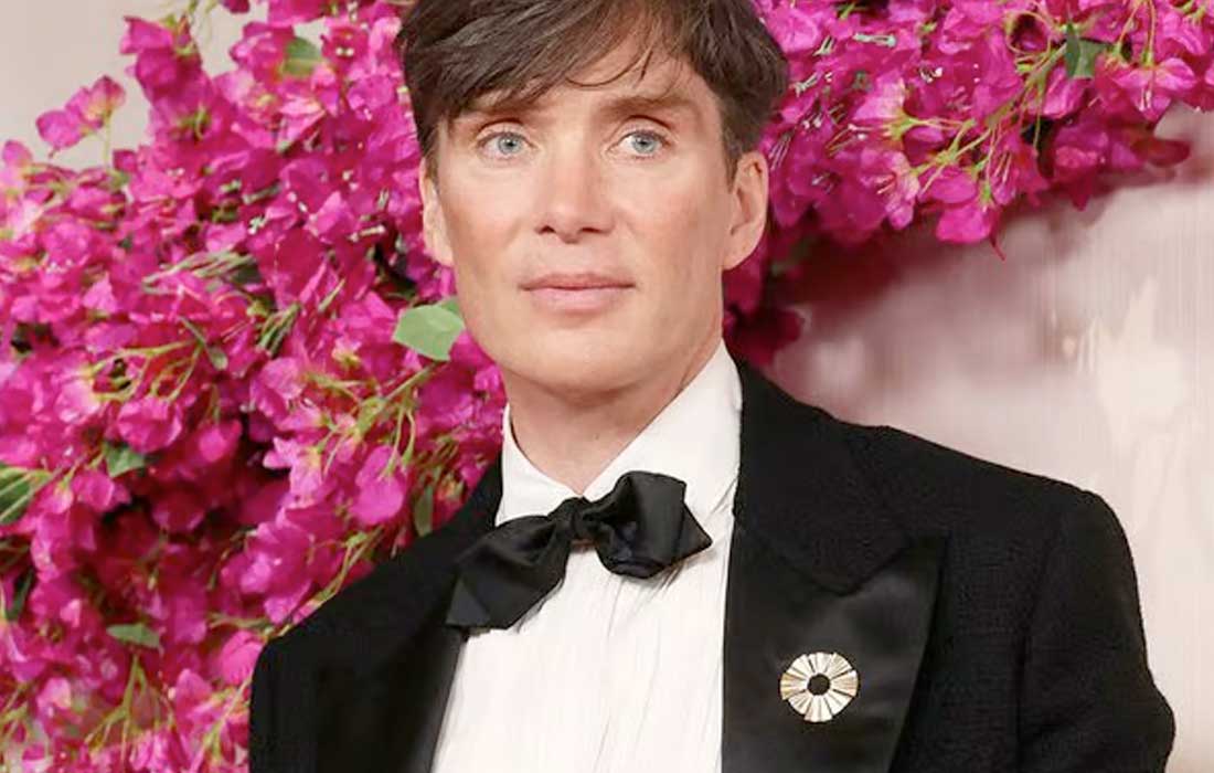 brooches-fashion-style-accessory-Cillian-Murphy