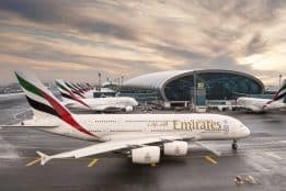 Emirates bans power bank “use onboard” flights from October 2025 for safety