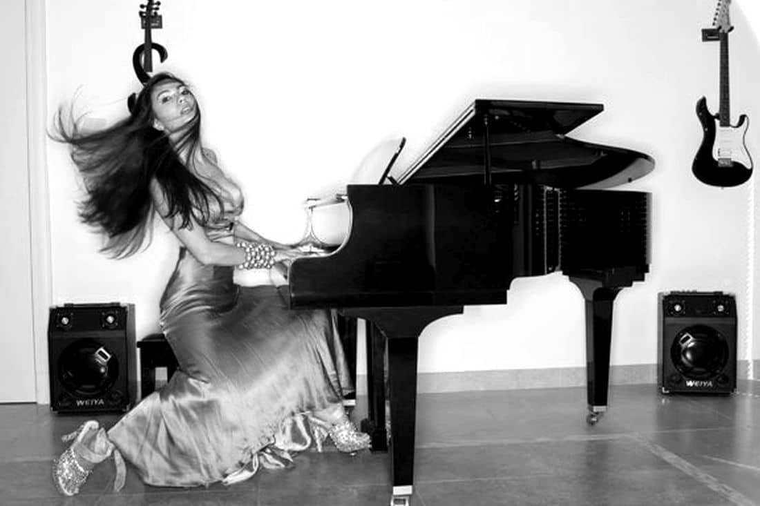 Clarita de Quiroz Launches Debut Classical Album, "A New Key," Blending Tradition and Modern Sound