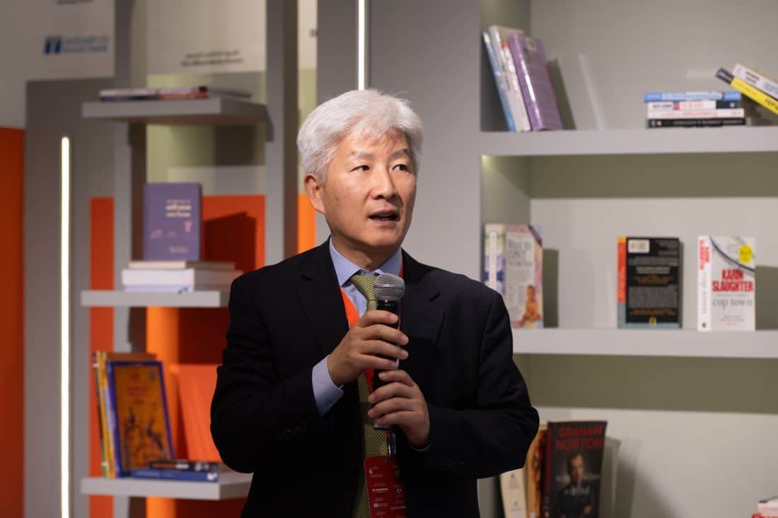 Renewable energy cannot meet excess energy demand, notes South Korean expert at 43rd Sharjah International Book Fair
