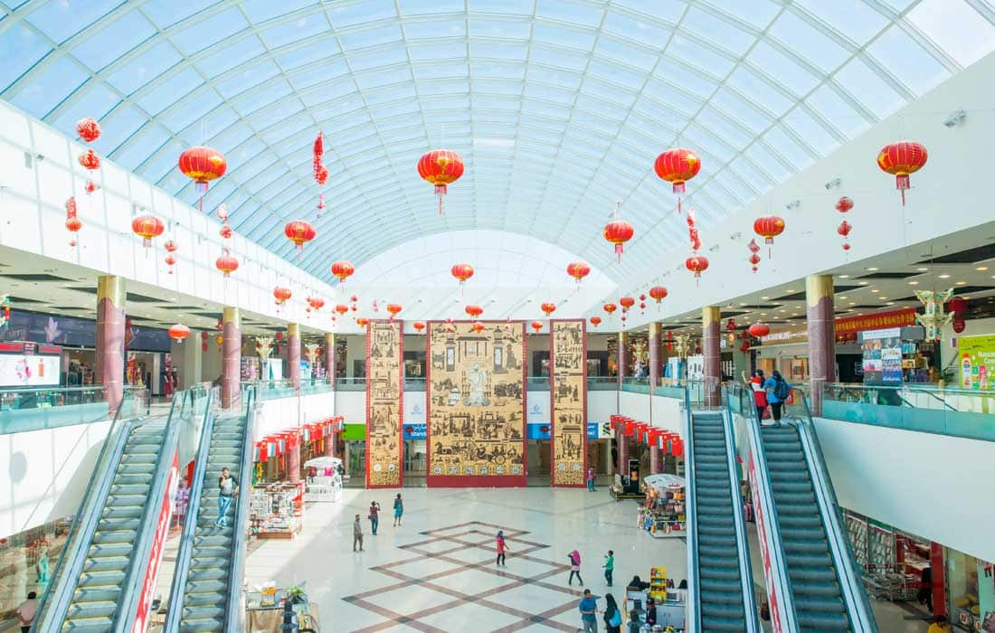 Dragon Mart anniversary celebrates 20 years with record-breaking fortune cookie