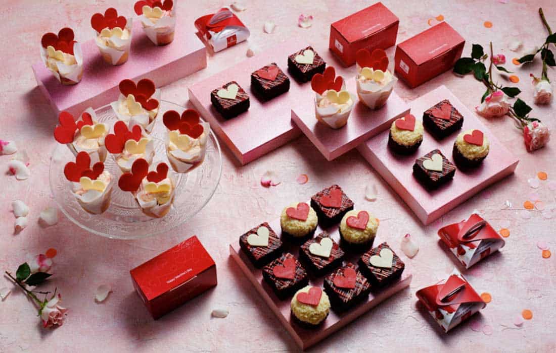 Emirates spreads love with Valentine’s Day treats and inflight surprises