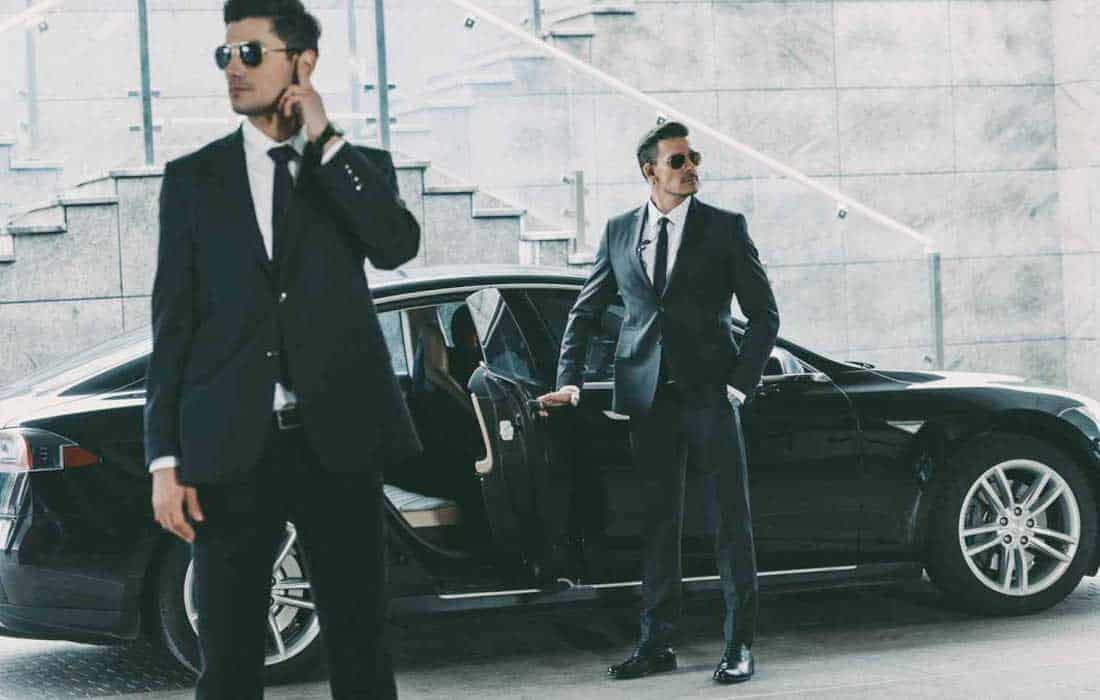 New Apple app offers 'Uber on Guns' bodyguards with a ride
