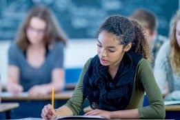 Why more Indian students are choosing Dubai for higher education?