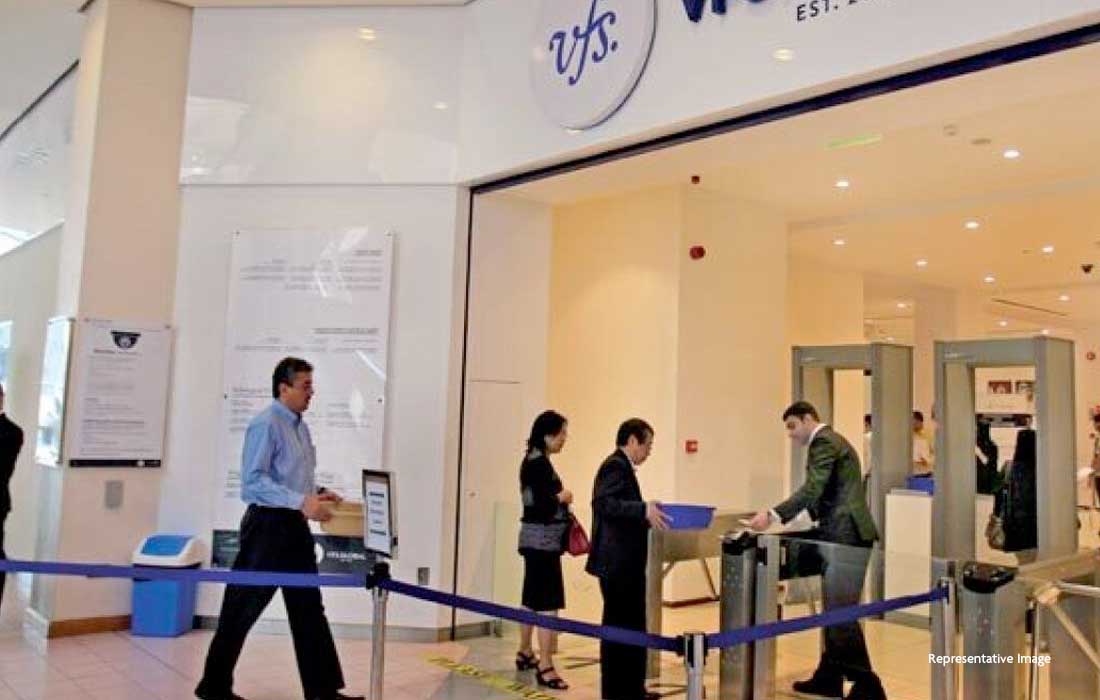 Dubai opens the world’s largest visa centre at Wafi City, handling 10,000 applications daily for over 200 nationalities.