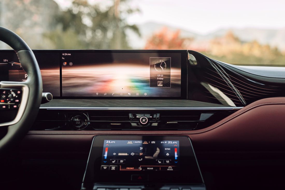 INFINITI QX80 2025: Redefining SUV Luxury with Next-Gen Technology