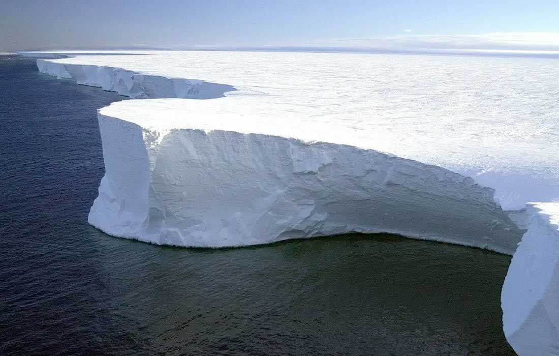 Antarctica gains 100 billion tons of ice in a single year