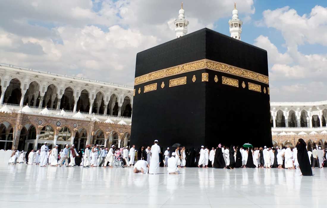 Saudi Arabia opens Umrah season 1447