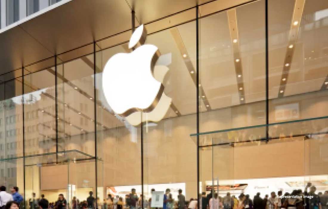 Apple shuts down first store in China