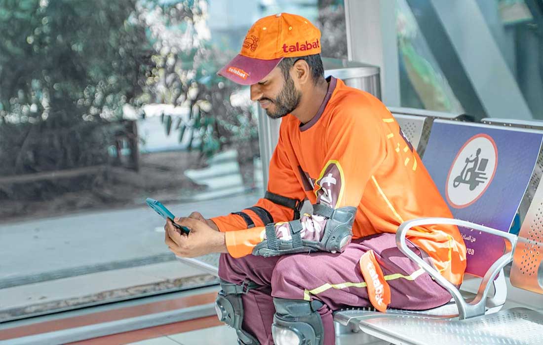 Dubai opens delivery rider shelters at stations