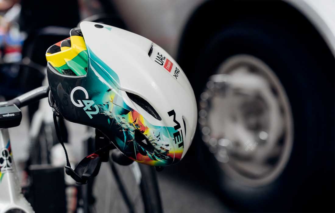 G42 unveils AI cycling helmet innovation