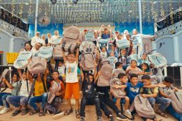 Emirates donates 800 Aircrafted KIDS bags to Egypt youth charities
