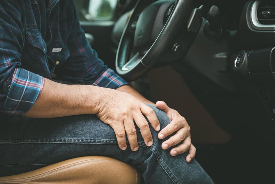 Long drives in UAE traffic may cause early knee damage, doctors warn