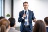 Why eye contact is powerful in public speaking