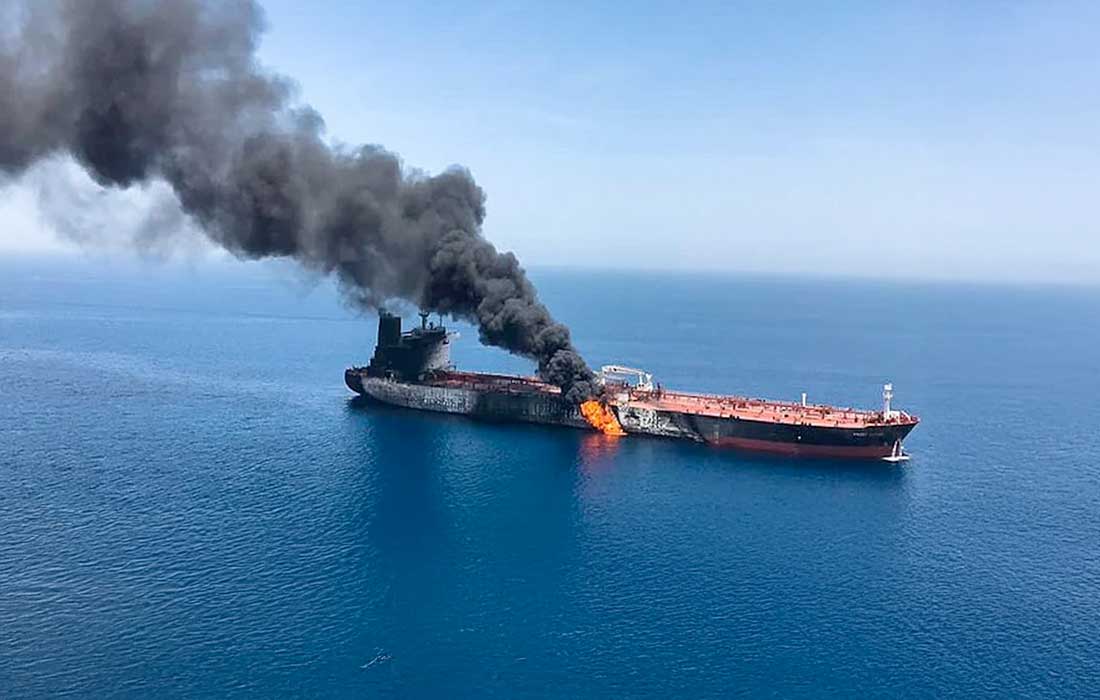 Oil tanker struck off Oman coast, four injured