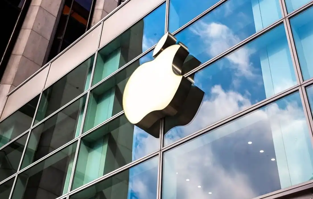 Apple sales forecast beats expectations