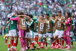 Why are so many players wearing pink boots at the FIFA World Cup?