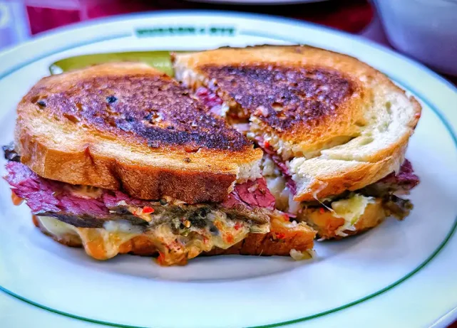 Hudson & Rye brings authentic New York deli flavours to Dubai’s DIFC