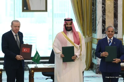 Saudi Arabia, Pakistan and Turkiye sign landmark joint defence pact