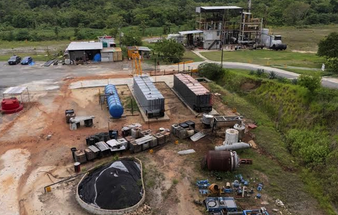 Mexico uncovers four secret oil refineries in major crackdown