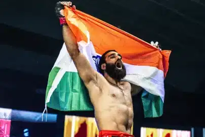India’s MMA star Owais Yaqoob shocks unbeaten Bulgarian with stunning first-round knockout
