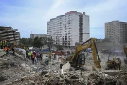 Venezuela earthquake death toll keeps rising as thousands remain missing