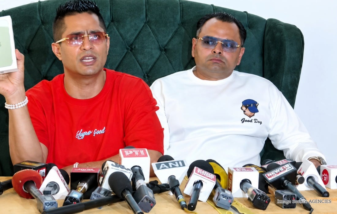 Rakesh Trehan, known as Raja D King, promoting the planned Chandigarh iPhone giveaway.
