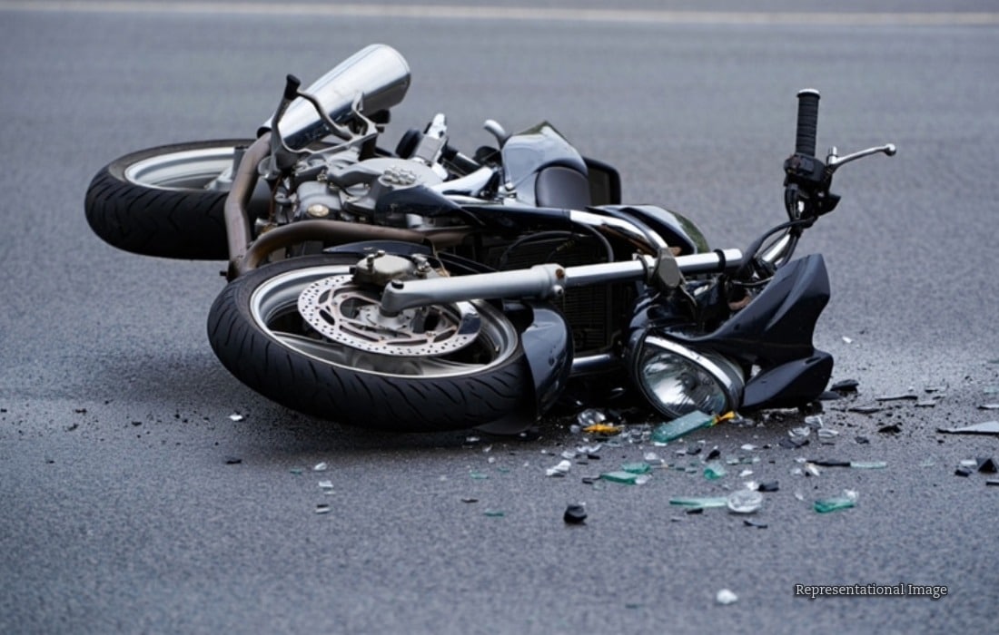 Video footage from the Gurugram biker crash involving a woman motorcyclist on Golf Course Road.