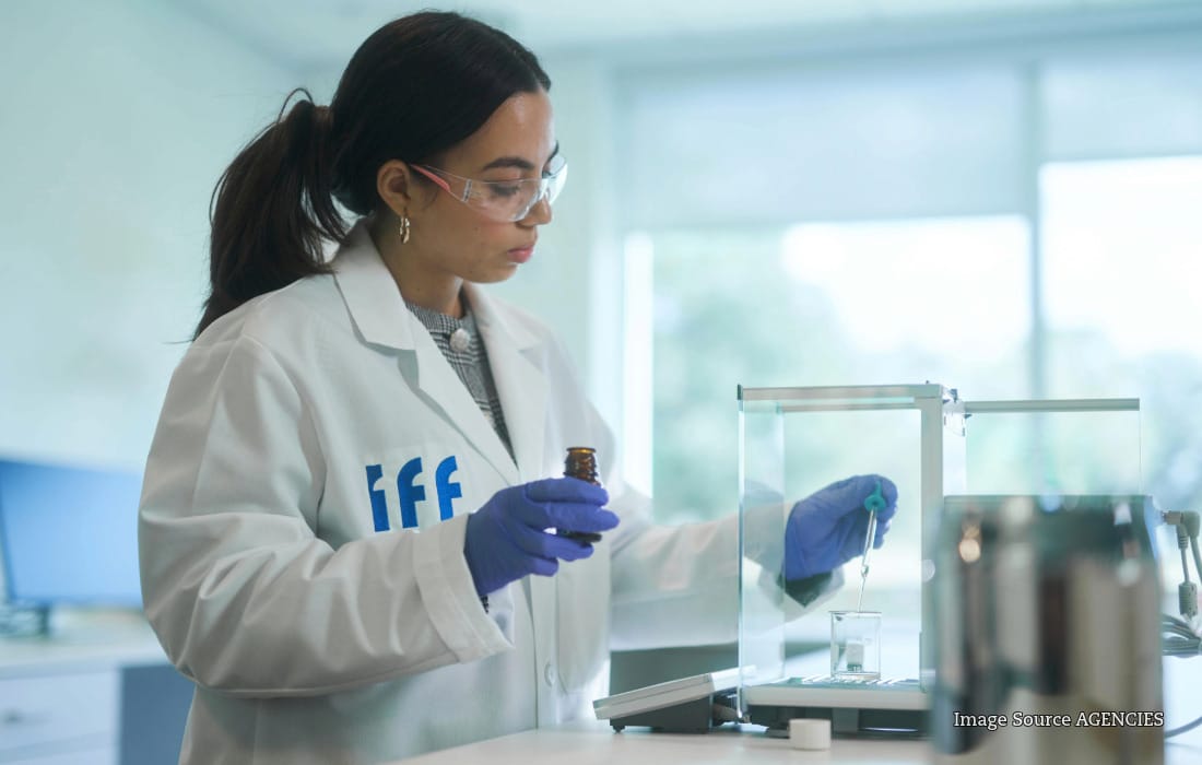 Water-based fine fragrance formulation representing IFF AQUASCENT technology.