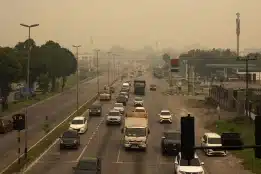 Malaysia haze emergency hits hazardous levels as 647 schools close