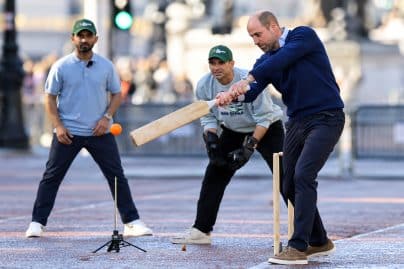 Prince William Surprises Tourists Outside Buckingham Palace with Street Cricket Game