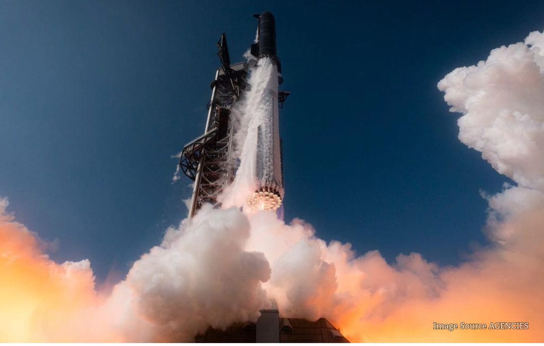 SpaceX Starship rocket launches as the company reports record Q3 2026 revenue of $14.6 billion