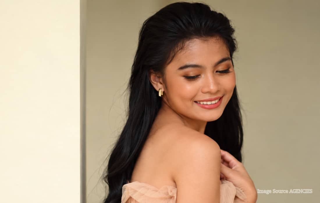 Filipino singer Lyca Gairanod recreating the viral Pwede Nang Mangarap trend more than a decade after the song’s release.